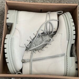 Steve Madden Women's Jamisyn Combat Boots | Size 8